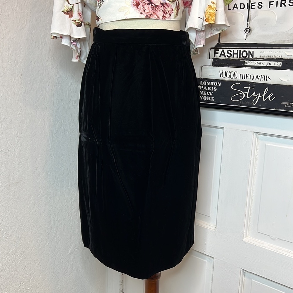 Vintage Valentino for I. Magnin Black Velvet Pencil Skirt Size 12
